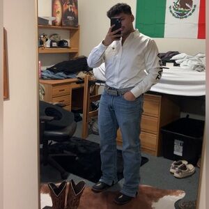 Meet your Posher, Jose